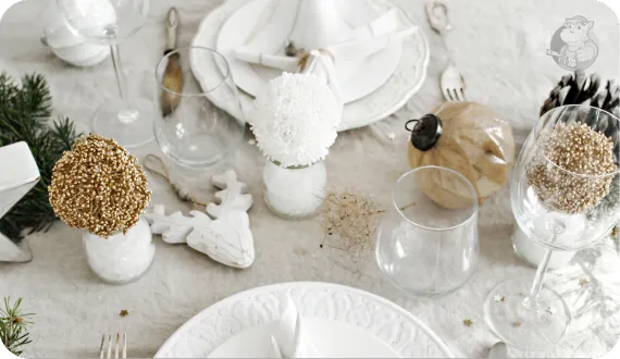 minimalistyczna dekoracja stołu na boże narodzenie